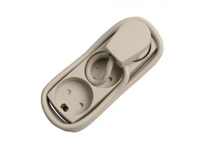 Stikdåse m/ledning m/jord 3 huller 1,5m